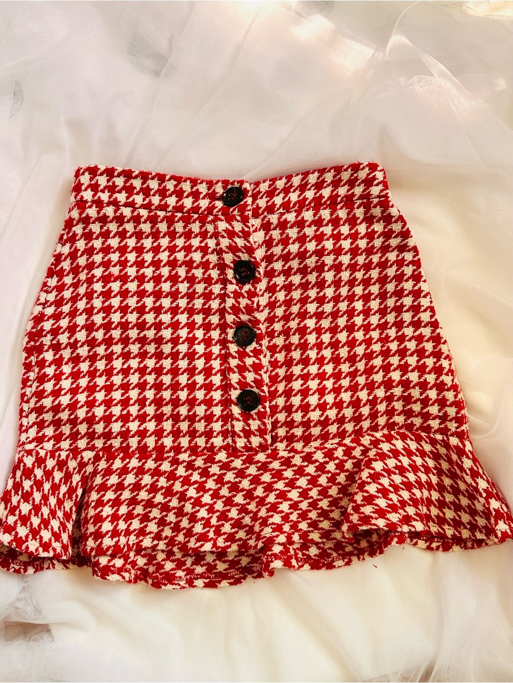 Zara Red and White Houndstooth Button-Front Ruffle Mini Skirt